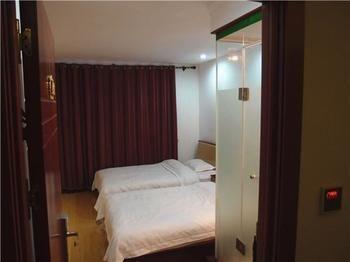Longtai Star Hotel Qingdao Exterior foto